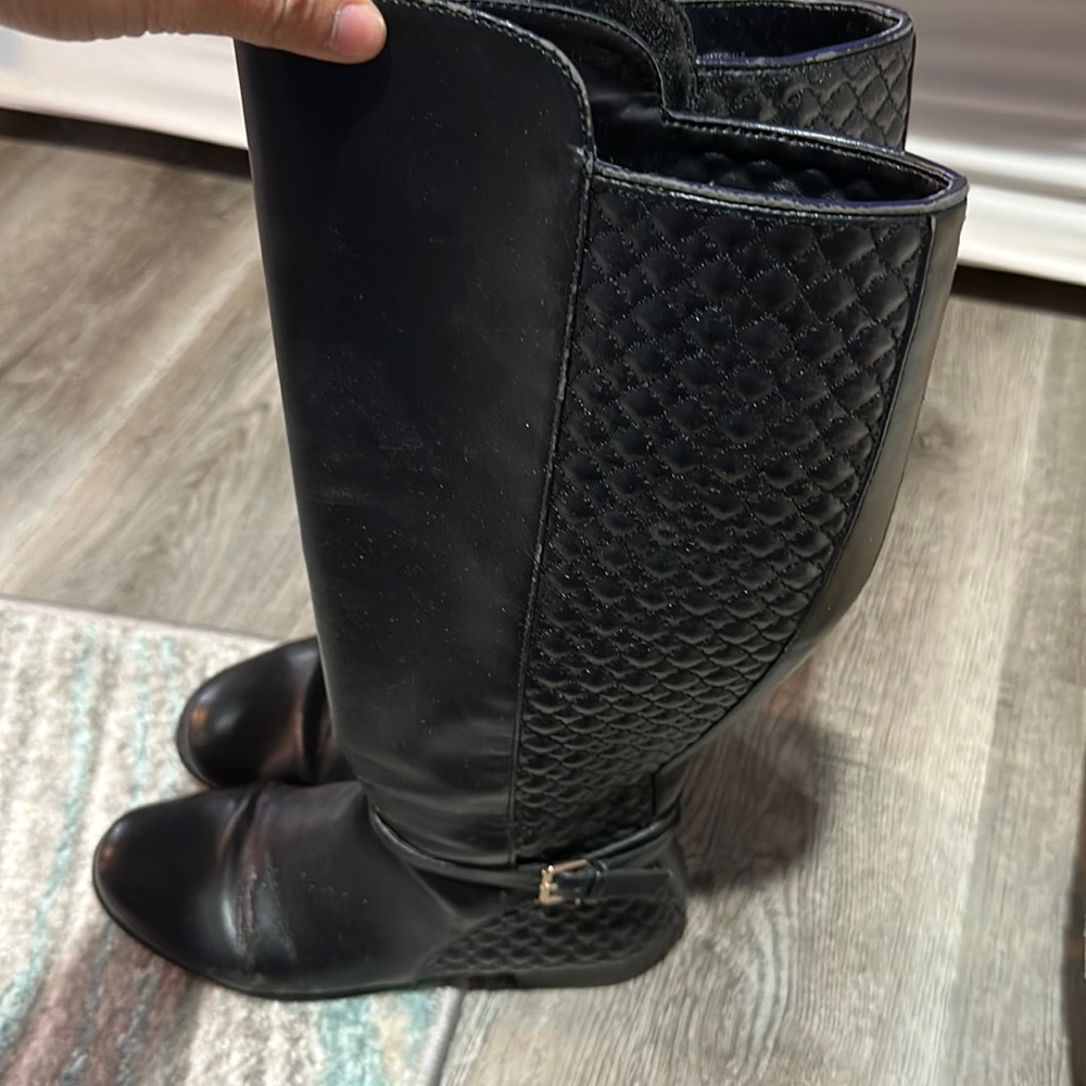 Black boots